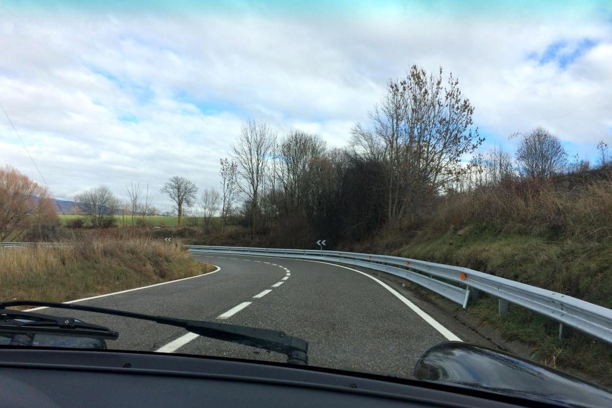 Carretera de corbes vista des de l'interior d'un Porsche, al I Endurance Tour