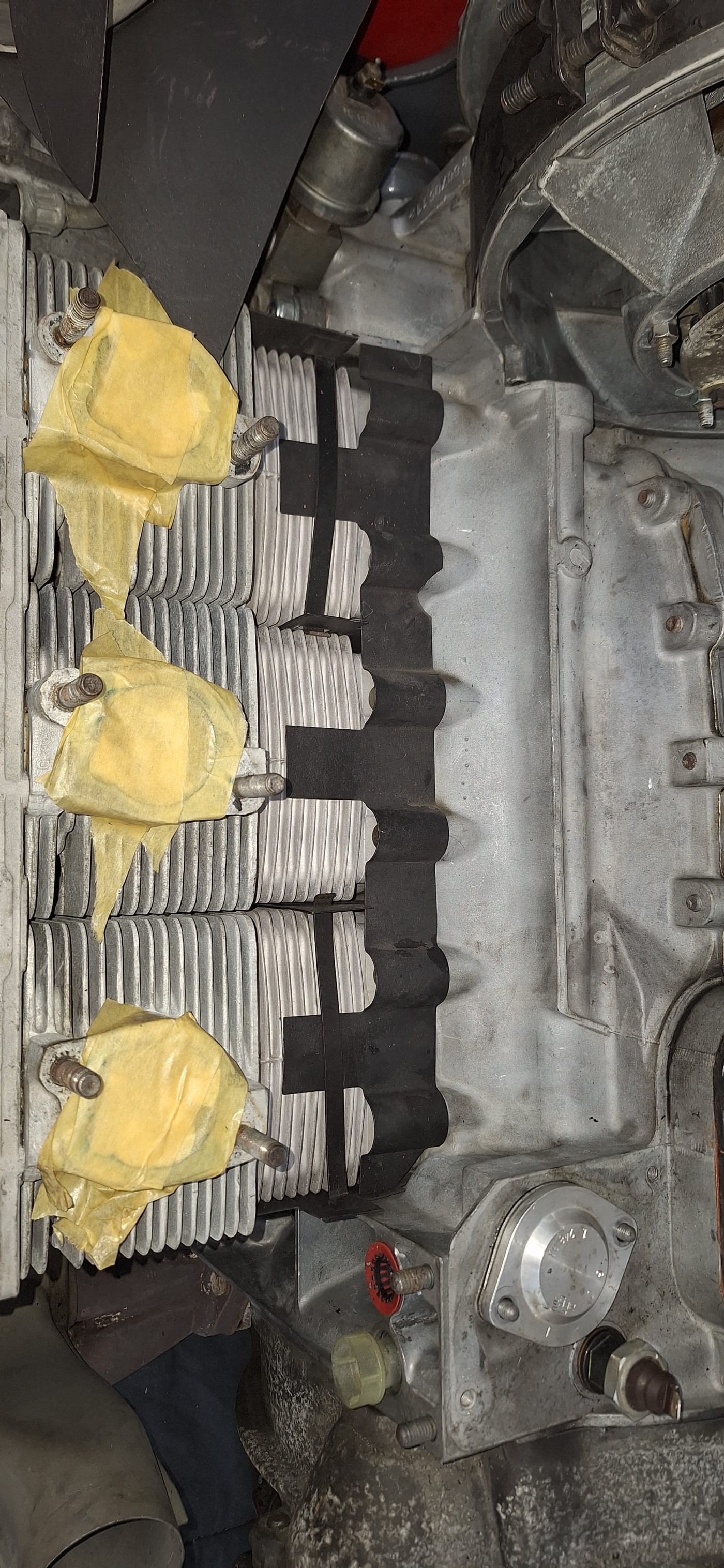 Cilindros del 3.2 serie G enmascarados para proteger el mecanizado