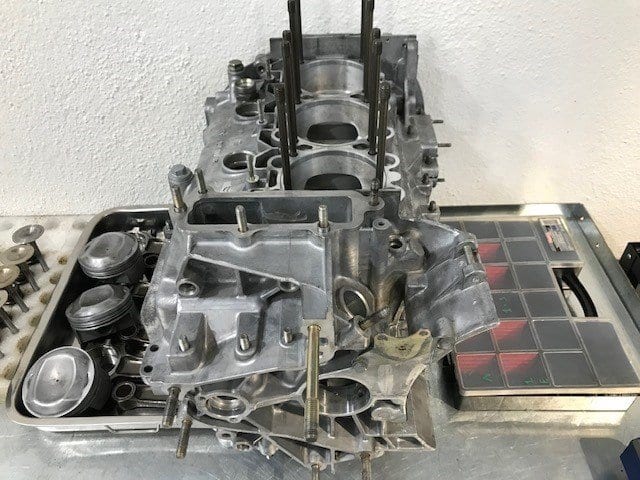 Rehabilitación completa motor 964 M64, 5