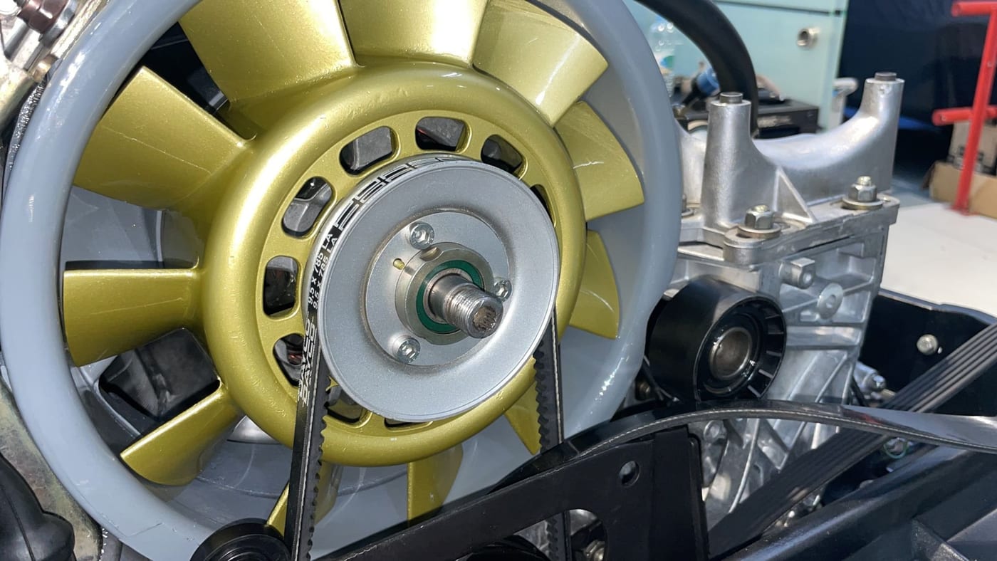 Restoration complete engine 965 (964 turbo 3.3)