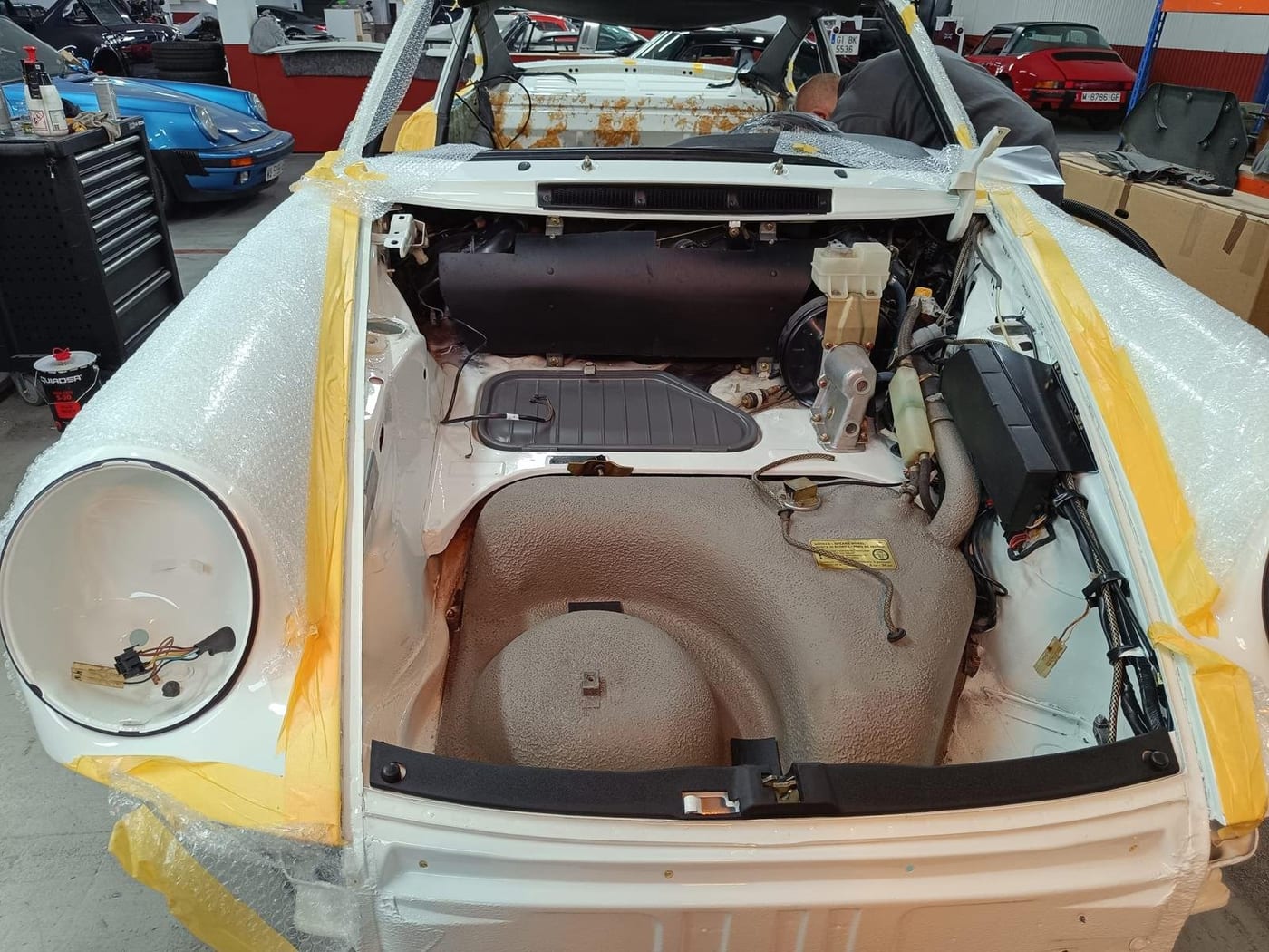 The G-series 911 masked and protected, ready for the spray booth