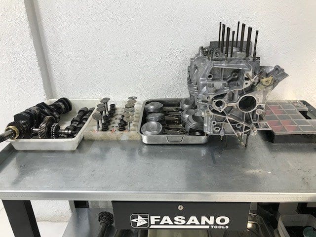 Rehabilitación completa motor 964 M64, 3