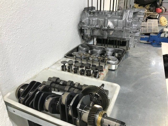 Rehabilitación completa motor 964 M64, 4