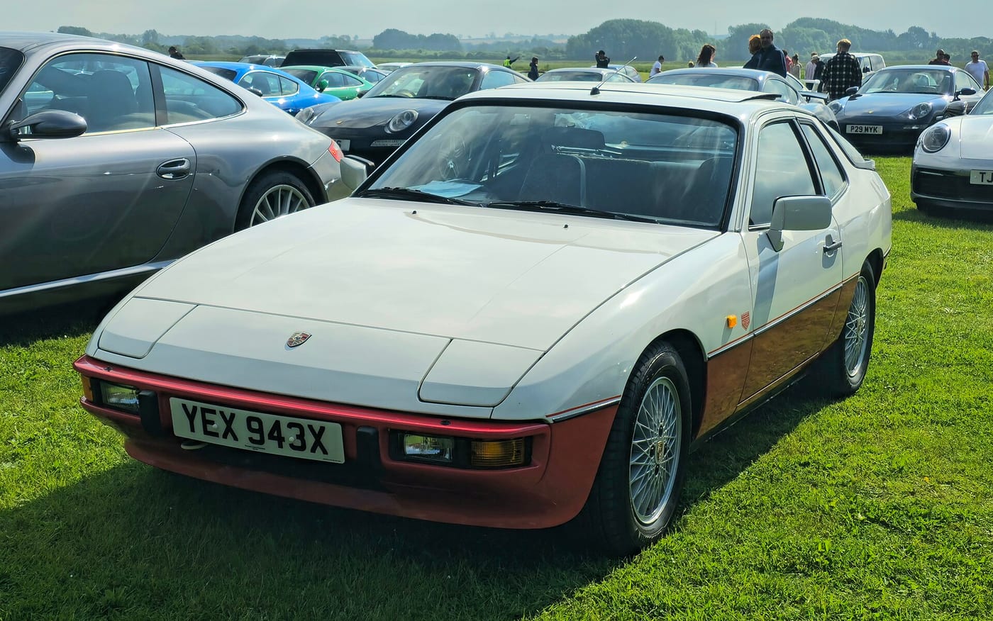 Porsche 924 de motor delantero